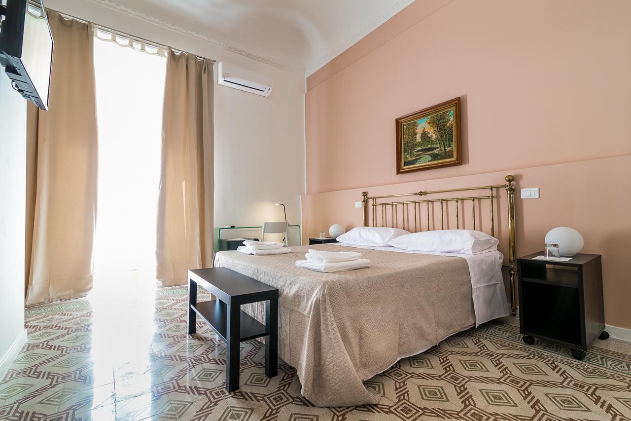 Liberty Suites Palermo Luaran gambar