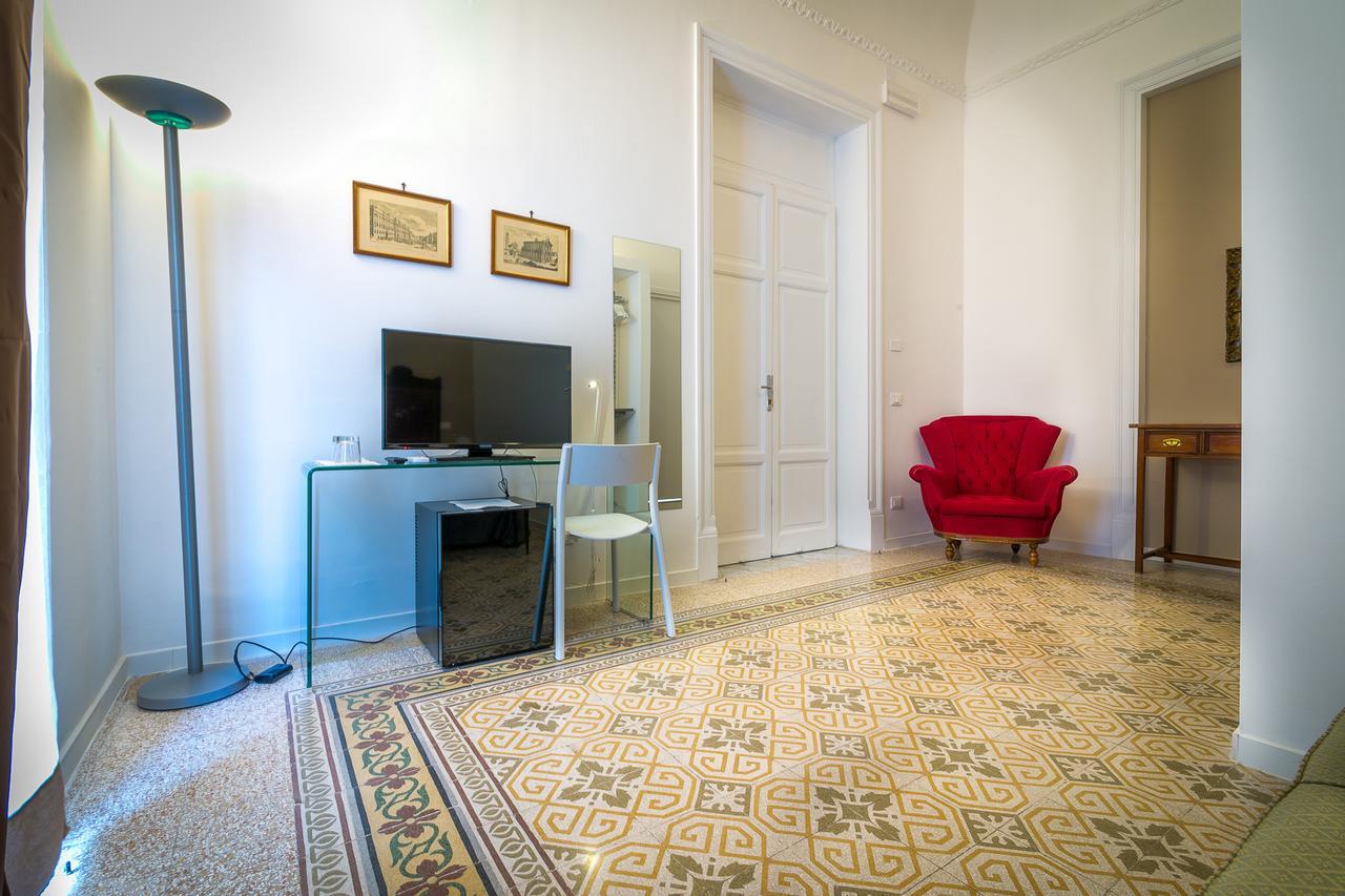 Liberty Suites Palermo Luaran gambar