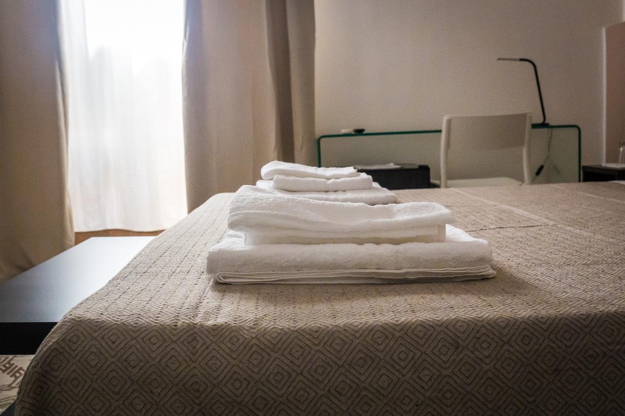 Liberty Suites Palermo Luaran gambar
