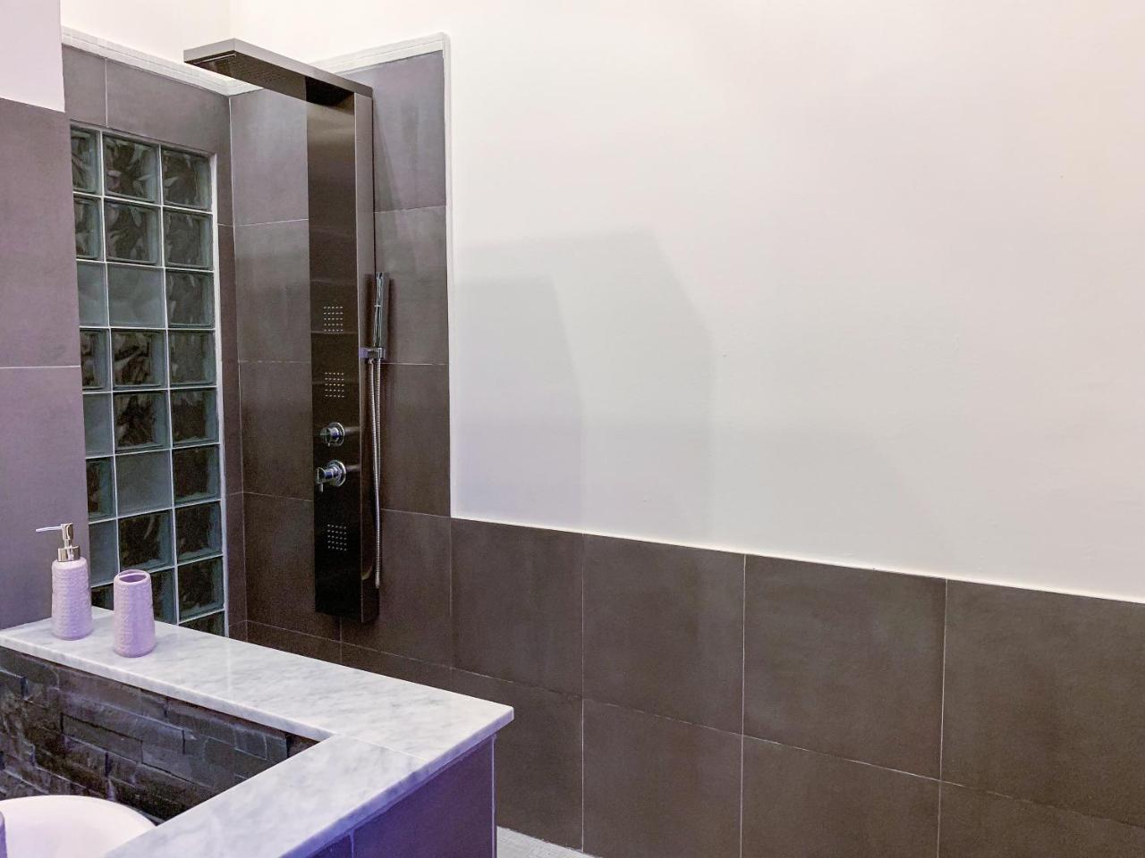 Liberty Suites Palermo Luaran gambar